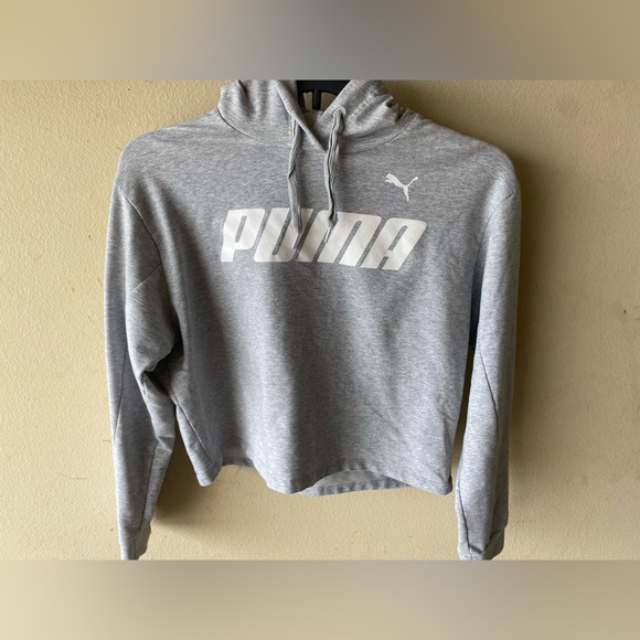 PUMA || cropped hoodie - Picture 1 of 5